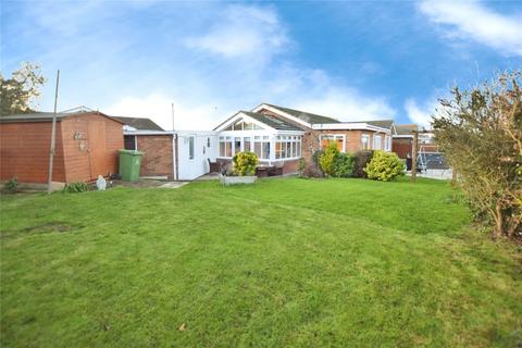 3 bedroom detached bungalow for sale, Oakwood Court, Althorne, CM3