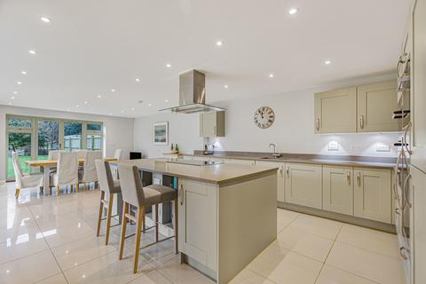 4 bedroom semi-detached house for sale, Top Farm, Kemble, Cirencester, Gloucestershire, GL7