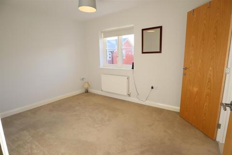 3 bedroom semi-detached house to rent, Spinney Hill, Oakham LE15