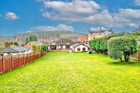 4 bedroom bungalow for sale, Rawnsley Road, Cannock WS12