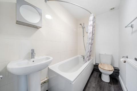 3 bedroom end of terrace house for sale, Collingwood Close, London SE20