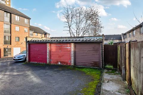 3 bedroom end of terrace house for sale, Collingwood Close, London SE20