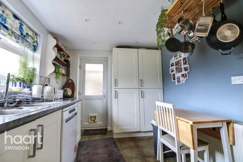 3 bedroom semi-detached house for sale, Berkeley Road, Swindon