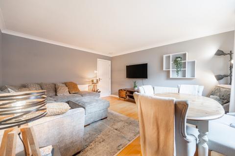 2 bedroom apartment to rent, Flat 2-1, Partick, Glasgow, G11 6DE