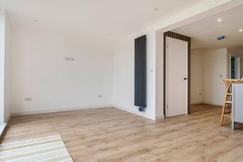 4 bedroom detached house for sale, Park Road, Selsey, PO20