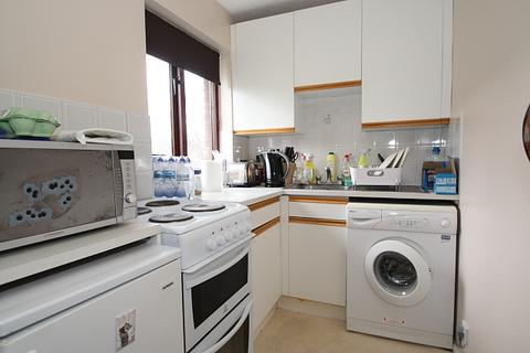undefined, Oriental Road, Woking GU22