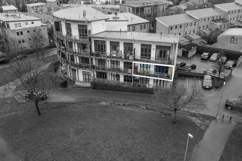 2 bedroom apartment for sale, Linnet House, Skylark Avenue, Greenhithe,