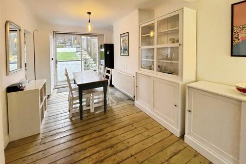 3 bedroom end of terrace house for sale, Westmount Road, London SE9