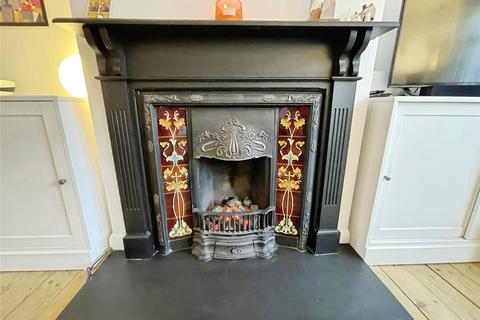 3 bedroom end of terrace house for sale, Westmount Road, London SE9