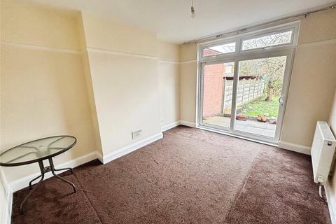 3 bedroom semi-detached house to rent, Evington Road, Leicestershire LE2