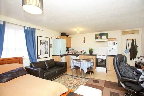 Studio for sale, Granville Square, London SE15