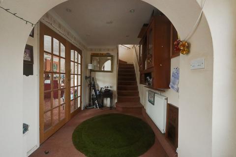 3 bedroom semi-detached house for sale, Chanctonbury Road, Burgess Hill, RH15
