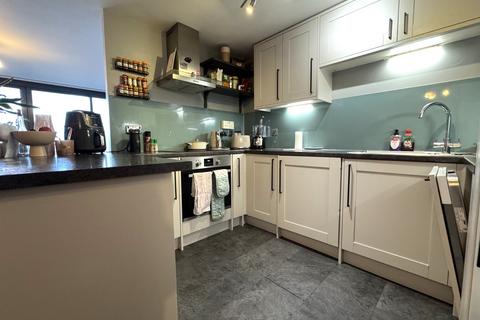 1 bedroom flat to rent, Broadway Plaza, 220 Ladywood Middleway, Birmingham, West Midlands, B16