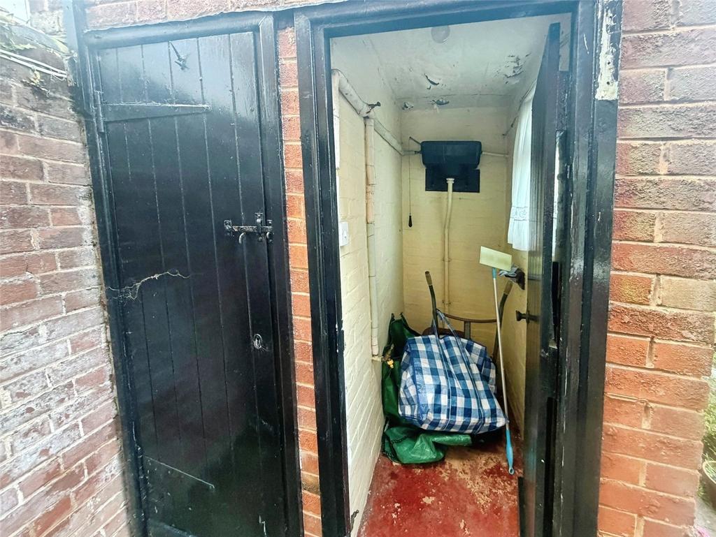 Shed and Garden Wc