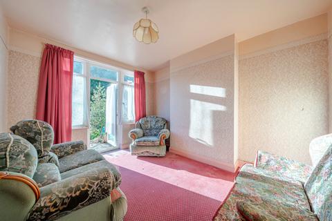 3 bedroom terraced house for sale, Queen Anne Avenue, Bromley, BR2