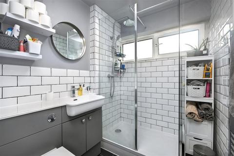 1 bedroom flat for sale, Arundel Road, Eastbourne