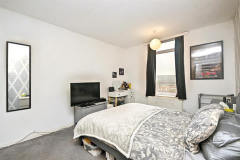 1 bedroom flat for sale, Arundel Road, Eastbourne