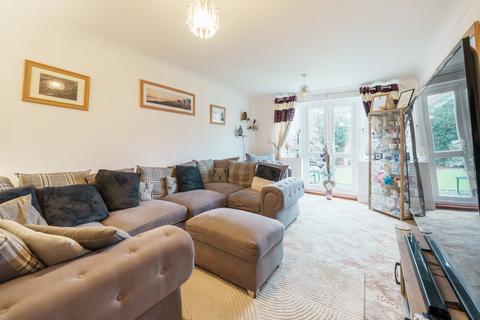 undefined, Glenney Close, Lee-on-the-Solent, PO13 8FD