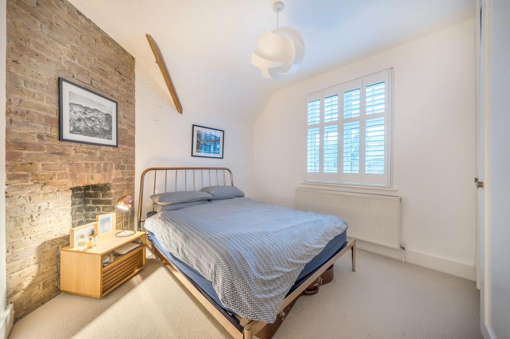 Bedroom 2 (Front)