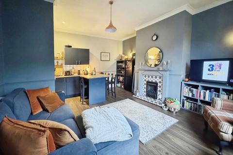 1 bedroom terraced house for sale, Neville Street, Cleckheaton, BD19