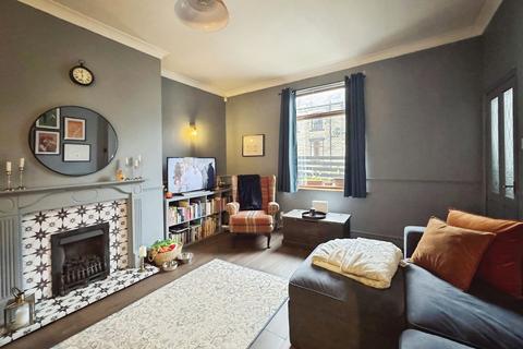 1 bedroom terraced house for sale, Neville Street, Cleckheaton, BD19