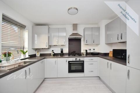 3 bedroom semi-detached house to rent, Lapwing Way Dover CT16