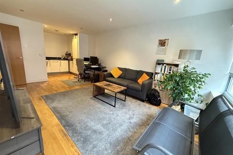 1 bedroom apartment for sale, Millennium Point, 254 The Quays, Salford Quays