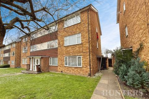 2 bedroom maisonette for sale, Millside, Carshalton, Surrey, SM5 2BQ