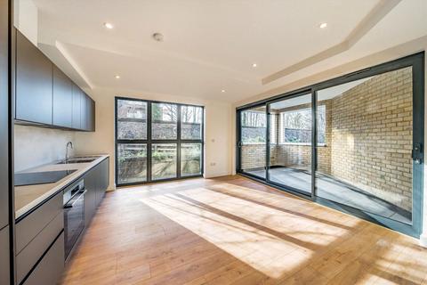 2 bedroom flat for sale, Acacia Road, London
