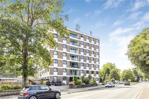 Roehampton Court, London SW13