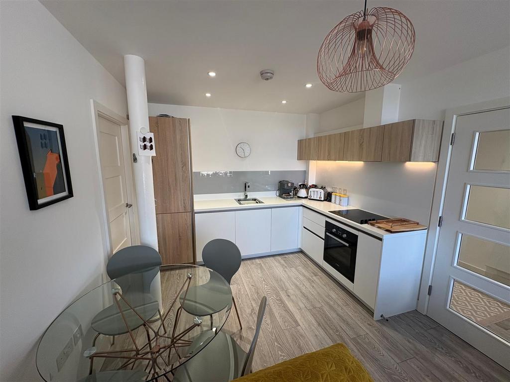 Dining Kitchen.jpg
