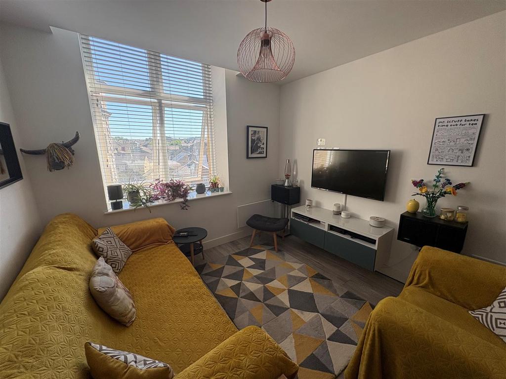 Living Area.jpg
