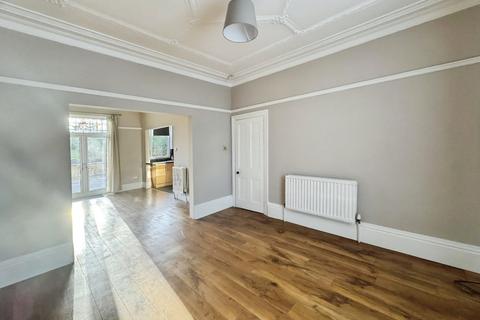 3 bedroom semi-detached house for sale, Cornmill Lane, Liversedge, WF15