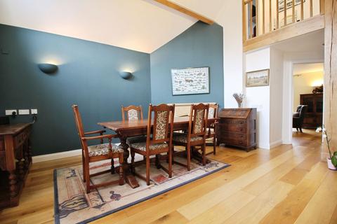 2 bedroom detached house to rent, Horse Fair Lane, Swindon SN6