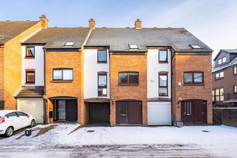4 bedroom terraced house for sale, Robert Gybson Way, Norwich