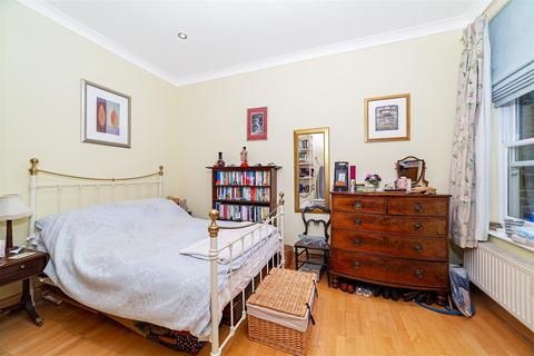 1 bedroom flat to rent, Lithos Road, London NW3