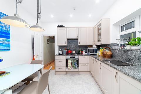 1 bedroom flat to rent, Lithos Road, London NW3