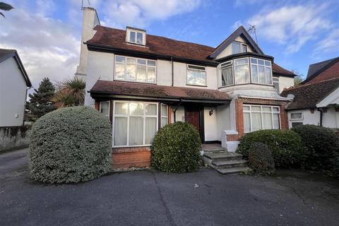 1 bedroom apartment to rent, CHURCH ROAD, GREAT BOOKHAM, KT23