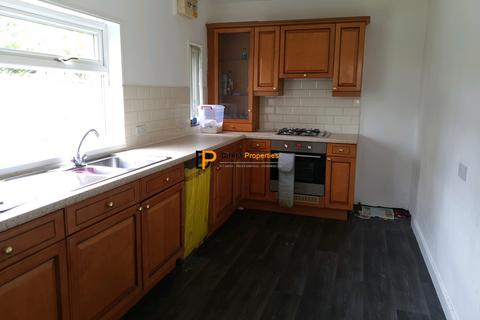 3 bedroom semi-detached house to rent, Leeds LS21