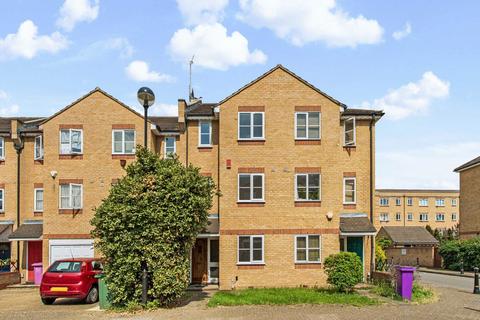 4 bedroom detached house to rent, Mast House Terrace, London E14
