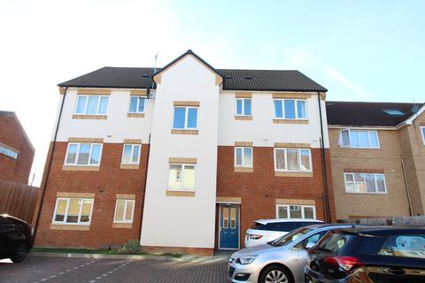2 bedroom flat to rent, Sarum Road, Luton, Bedfordshire, LU3