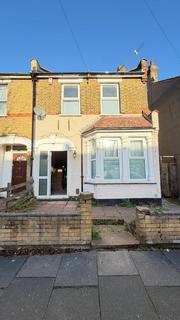 3 bedroom semi-detached house to rent, Northfield Road, Enfield EN3