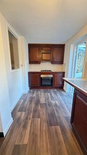 3 bedroom semi-detached house to rent, Northfield Road, Enfield EN3