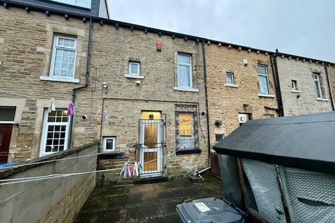 3 bedroom terraced house for sale, Falmouth Avenue, Otley Road, BD3