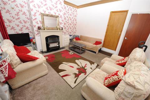 3 bedroom terraced house for sale, Falmouth Avenue, Otley Road, BD3