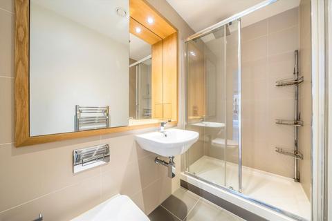 3 bedroom flat to rent, Dowells Street, Greenwich SE10