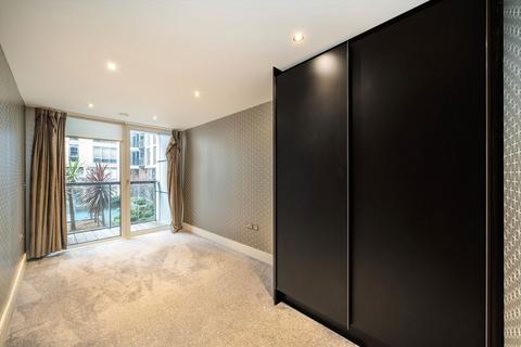 3 bedroom flat to rent, Dowells Street, Greenwich SE10