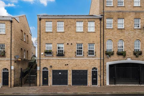 Rotherhithe Street, Surrey Quays, London, SE16
