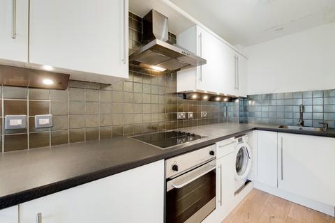 2 bedroom townhouse for sale, Malmesbury Road, London, E3