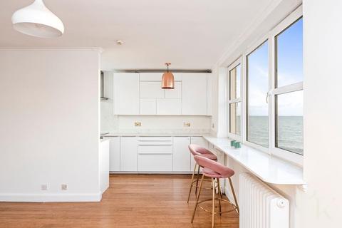 3 bedroom apartment for sale, Courtenay Terrace, Hove